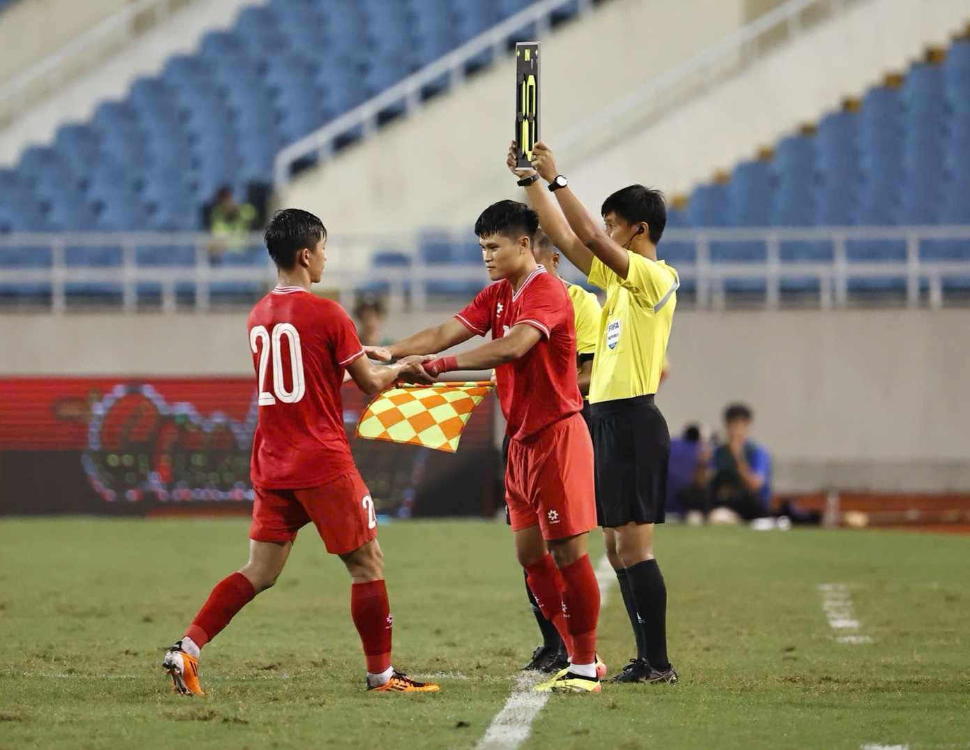 Việt Nam thua ngược Thái Lan ngay tại Mỹ Đình ảnh 59