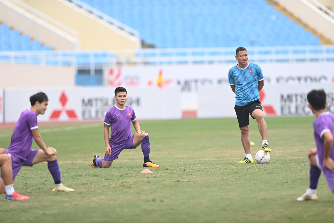 Các cầu thủ đang nỗ lực hết sức cho 2 trận đấu cuối cùng.