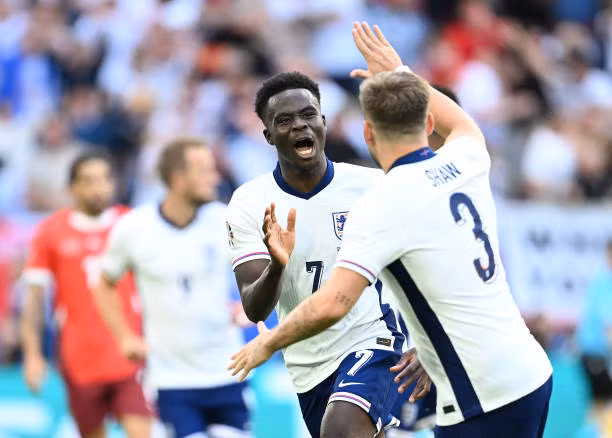 Vượt qua Thụy Sỹ trên chấm 11m, tuyển Anh vất vả ghi tên vào bán kết ảnh 51