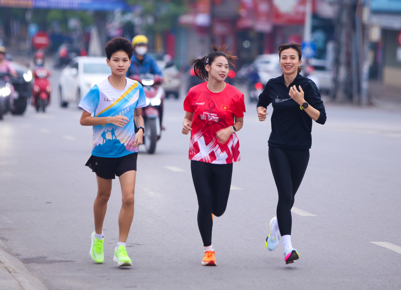 Là giải đấu uy tín và lâu đời nhất của thể thao Việt Nam, Tiền Phong Marathon luôn mang lại sự phấn khích cho các vận động viên. Tất cả đều nỗ lực để có sự chuẩn bị tốt nhất cho ngày diễn ra giải đấu.