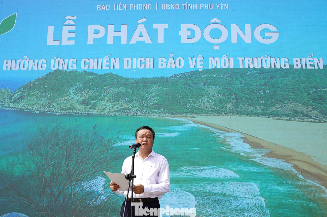 Sáng 29/3, tại Bãi Môn, thị xã Đông Hòa, tỉnh Phú Yên, UBND tỉnh Phú Yên phối hợp với báo Tiền Phong tổ chức Lễ phát động Hưởng ứng Chiến dịch bảo vệ môi trường biển năm 2024 với chủ đề “Giấc mơ xanh”. Đây là sự kiện nằm trong chuỗi các hoạt động trong khuôn khổ Giải Vô địch Quốc gia Marathon và cự ly dài báo Tiền phong lần thứ 65 - năm 2024, hướng tới chào mừng kỷ niệm 49 năm Ngày giải phóng Phú Yên (ngày 1/4/1975-1/4/2024), khởi động mùa du lịch Phú Yên năm 2024.