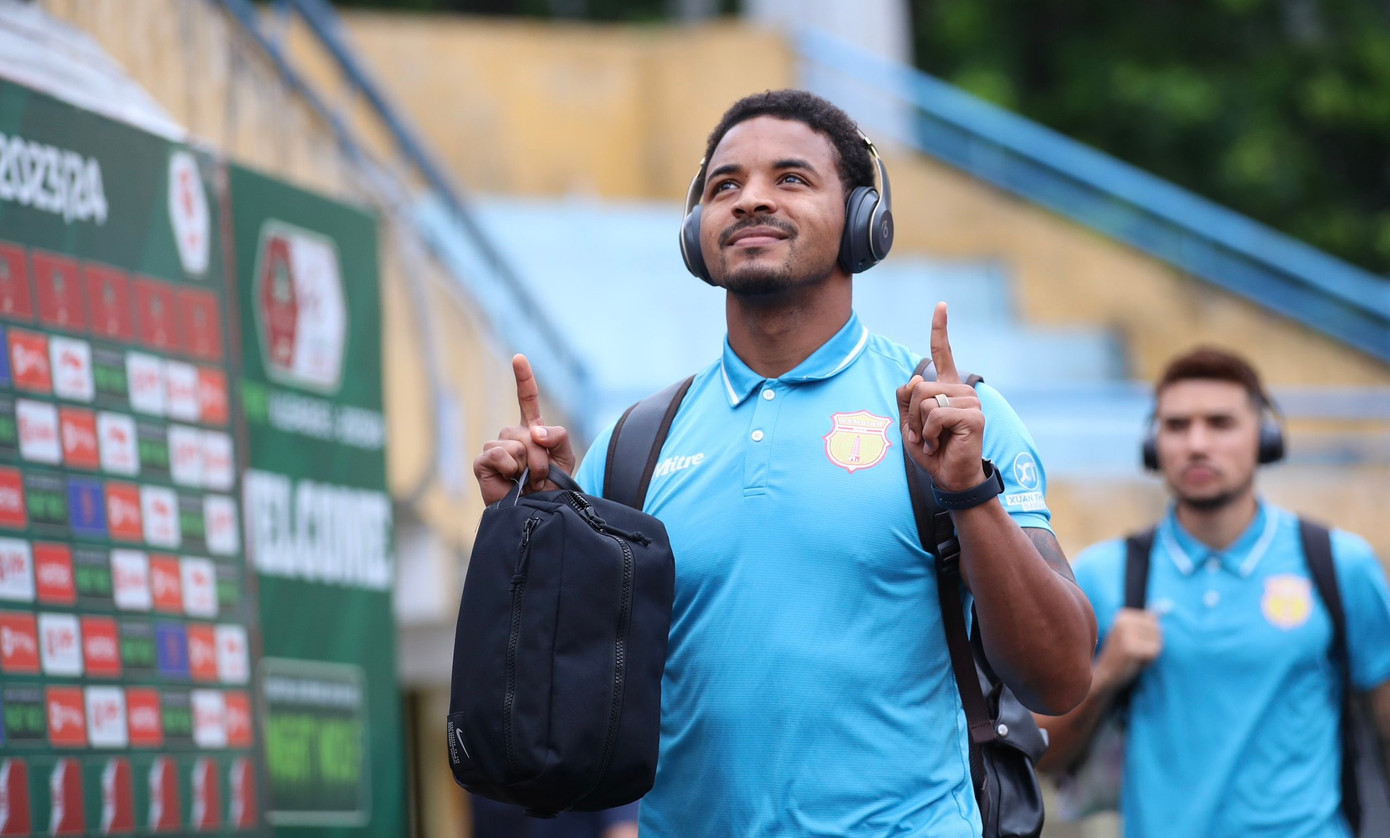  Thể Công Viettel thắng phút bù giờ, níu chân Nam Định trong cuộc đua vô địch ảnh 3