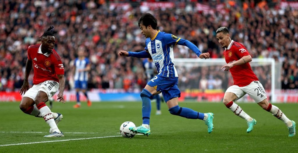 Thắng Brighton 7-6 trên chấm luân lưu, MU hẹn đại chiến Man City ở chung kết FA Cup ảnh 33