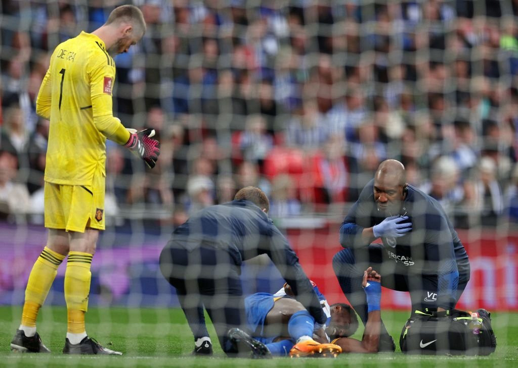 Thắng Brighton 7-6 trên chấm luân lưu, MU hẹn đại chiến Man City ở chung kết FA Cup ảnh 25