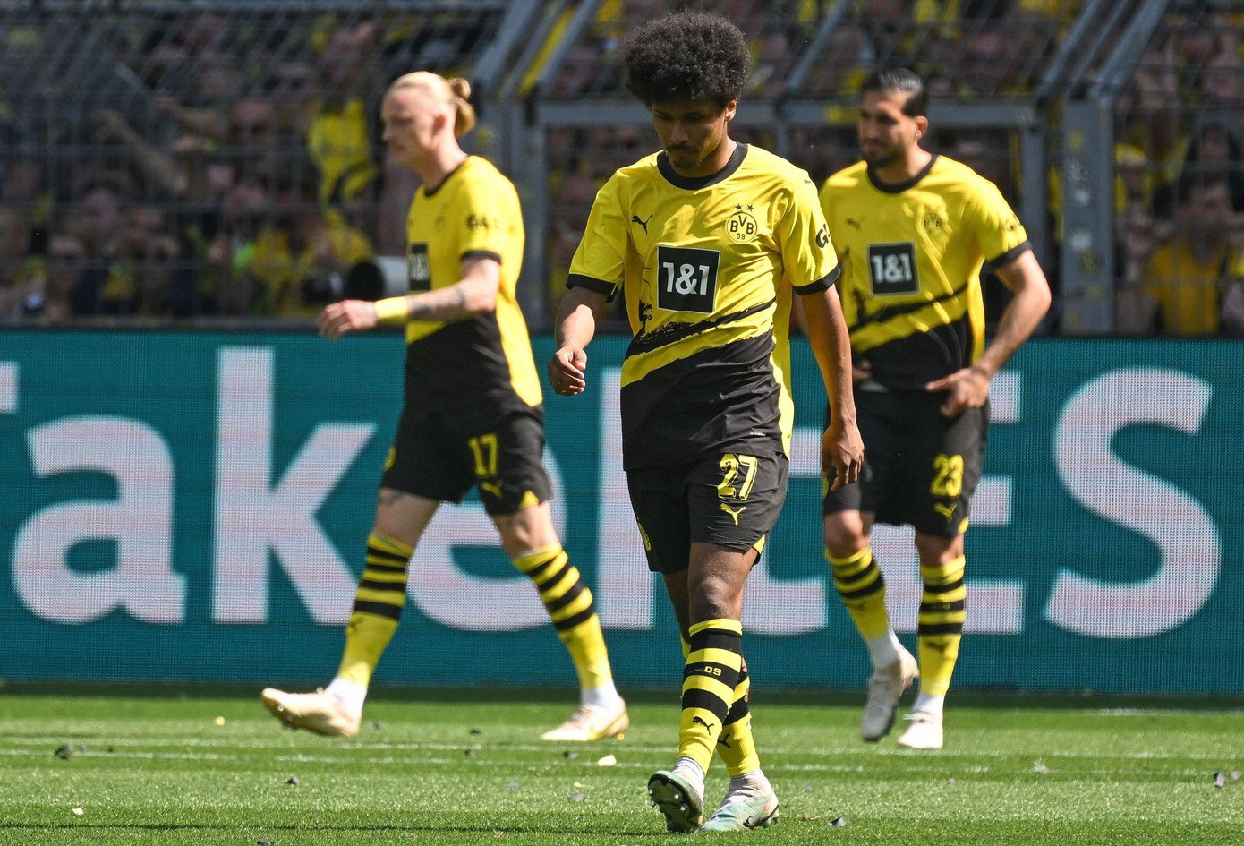 Không thể thắng trận quyết định, Dortmund mất ngôi vô địch về tay Bayern ảnh 28 Không thể thắng trận quyết định, Dortmund mất ngôi vô địch về tay Bayern ảnh 28