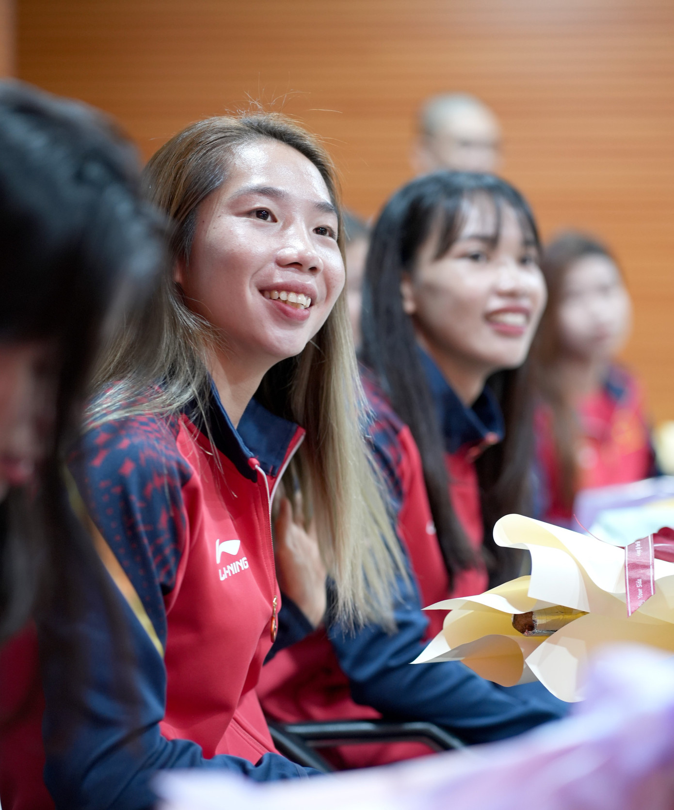 Những cô gái giúp đội tuyển Điền kinh Việt Nam xếp thứ 13/42 quốc gia và vùng lãnh thổ tham gia tranh tài. Những cô gái giúp đội tuyển Điền kinh Việt Nam xếp thứ 13/42 quốc gia và vùng lãnh thổ tham gia tranh tài.