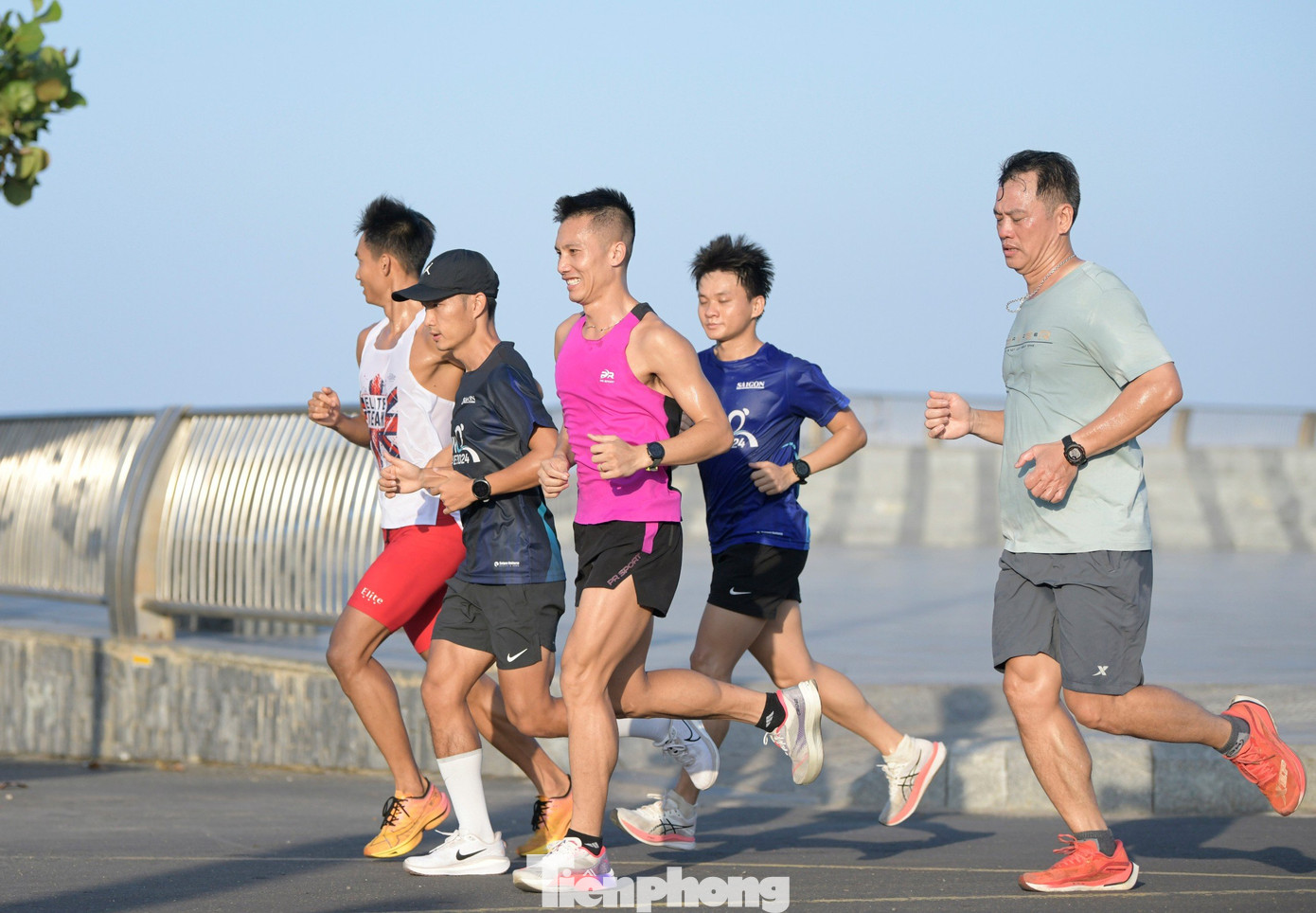 Để sẵn sàng cho Tiền Phong Marathon 2024, Đỗ Quốc Luật cùng đồng đội vào Phú Yên từ ngày 28/2. Để sẵn sàng cho Tiền Phong Marathon 2024, Đỗ Quốc Luật cùng đồng đội vào Phú Yên từ ngày 28/2.