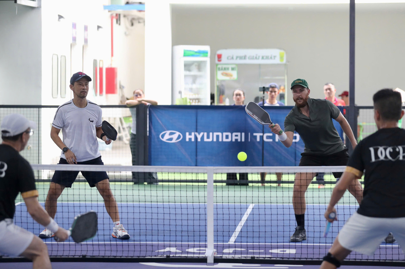 Không thể chiến thắng ở chung kết đôi nam nữ chuyên nghiệp (trên 35 tuổi), Nathan Willis hy vọng ở nội dung đôi nam chuyên nghiệp (trên 35 tuổi).