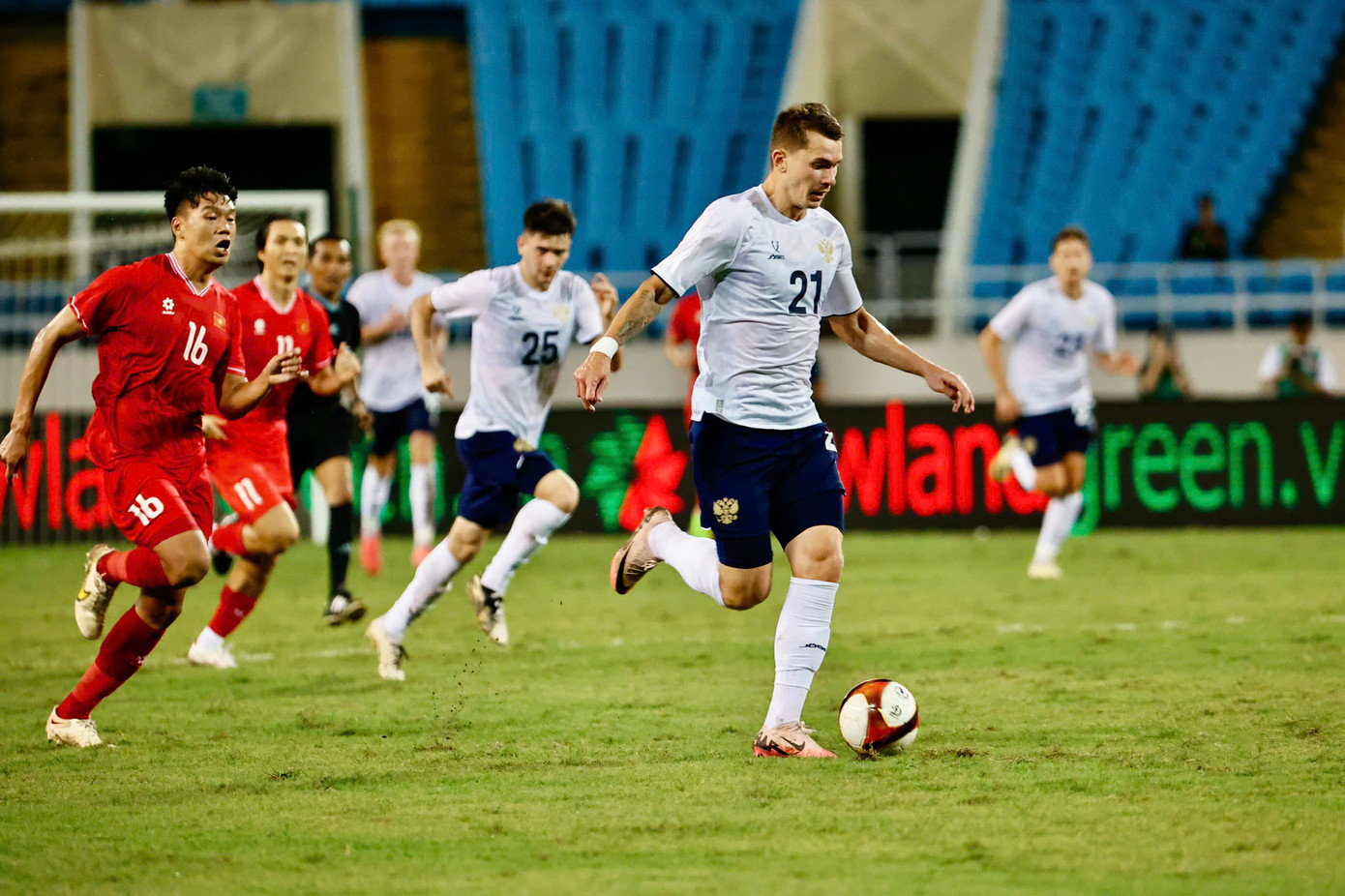 Nga thắng dễ đội tuyển Việt Nam tại Mỹ Đình ảnh 50