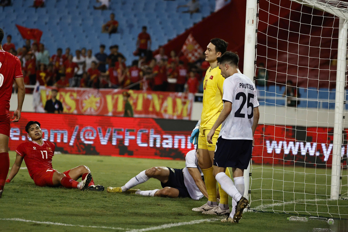 Nga thắng dễ đội tuyển Việt Nam tại Mỹ Đình ảnh 44