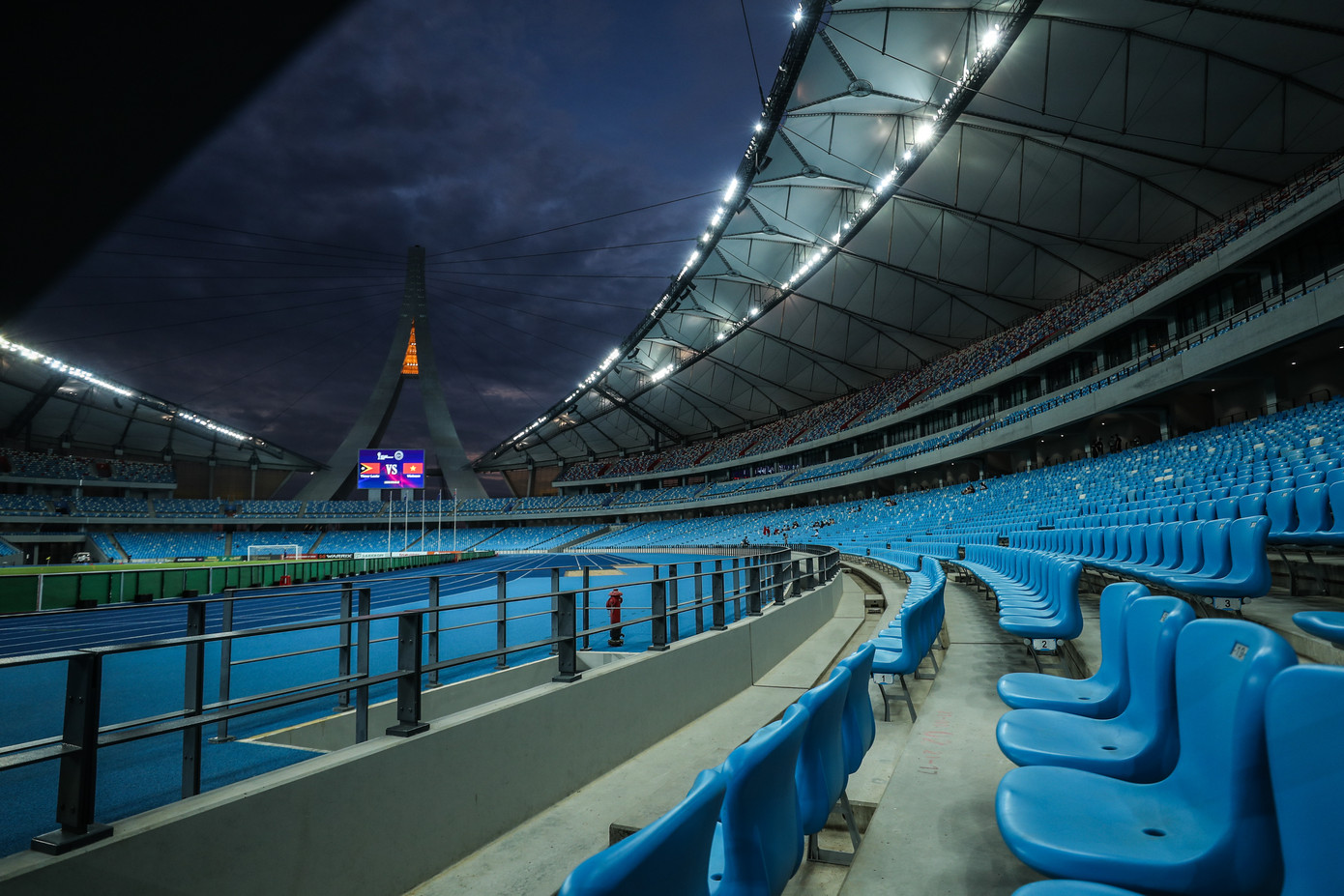 Trang thiết bị hiện đại của Morodok Techo, nơi diễn ra trận chung kết môn bóng đá nam SEA Games 32.