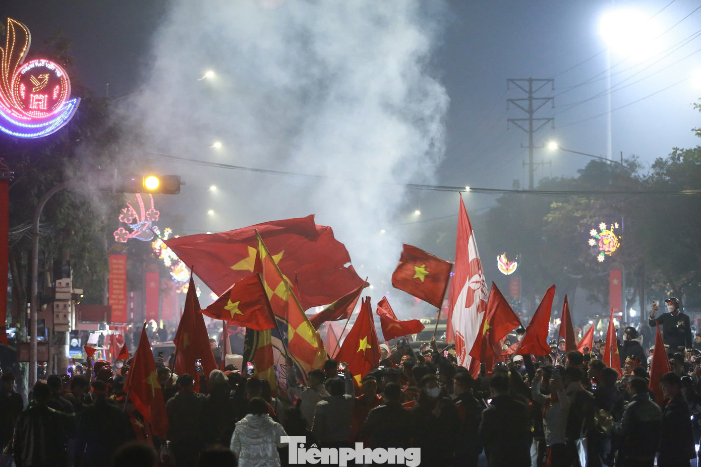 Cùng nhau, họ tạo nên một đêm không thể nào quên.