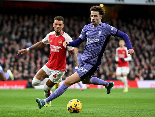 Đại thắng Liverpool, Arsenal phả hơi nóng vào ngôi đầu bảng ảnh 28