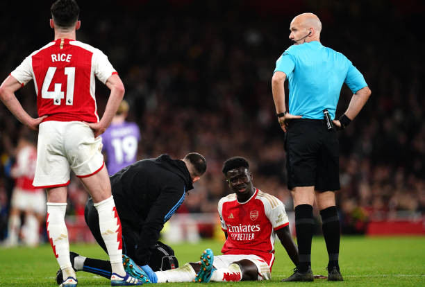 Đại thắng Liverpool, Arsenal phả hơi nóng vào ngôi đầu bảng ảnh 36