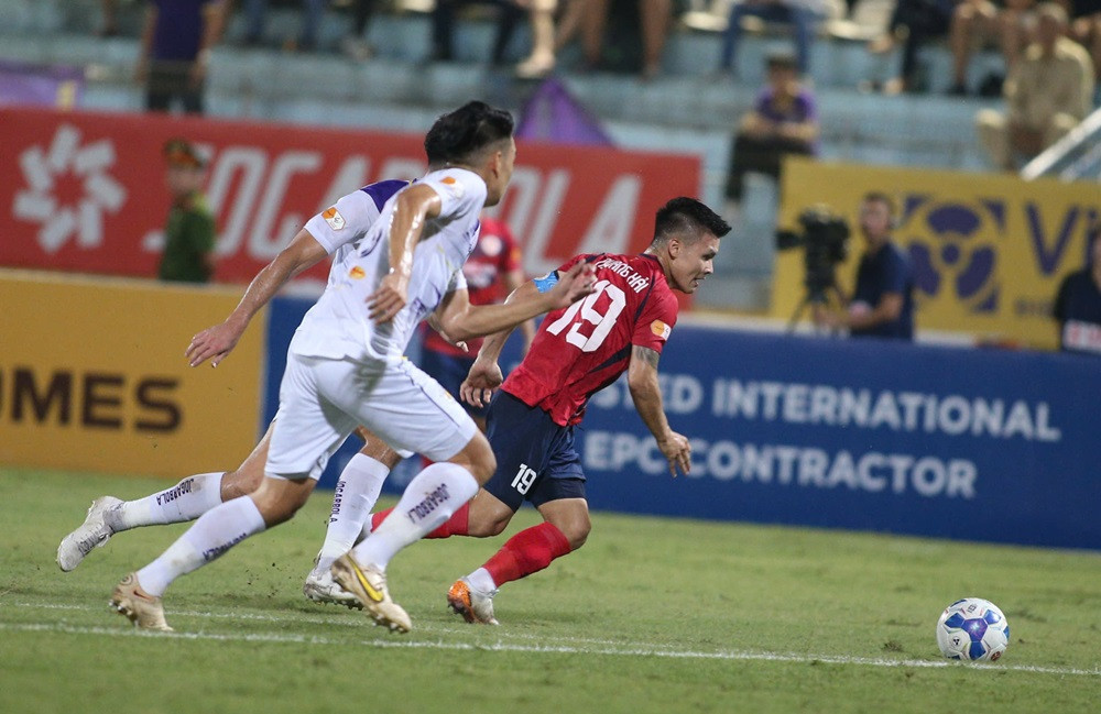 CAHN đánh rơi chiến thắng ở phút bù giờ ảnh 13