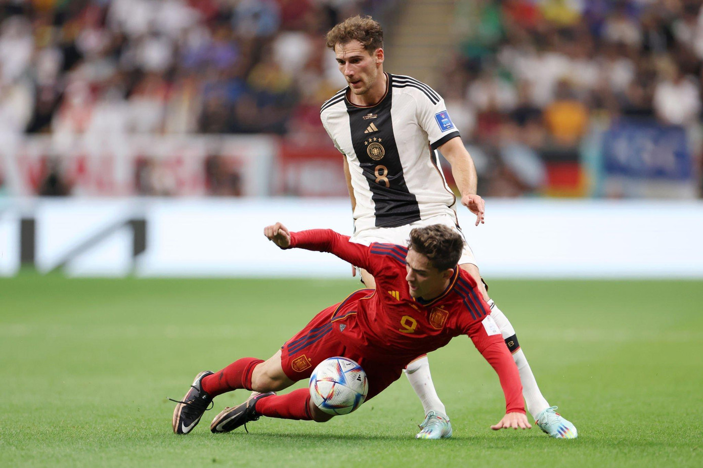 World Cup 2022: Cầm hoà Tây Ban Nha 1-1, tuyển Đức le lói hy vọng qua vòng bảng ảnh 10