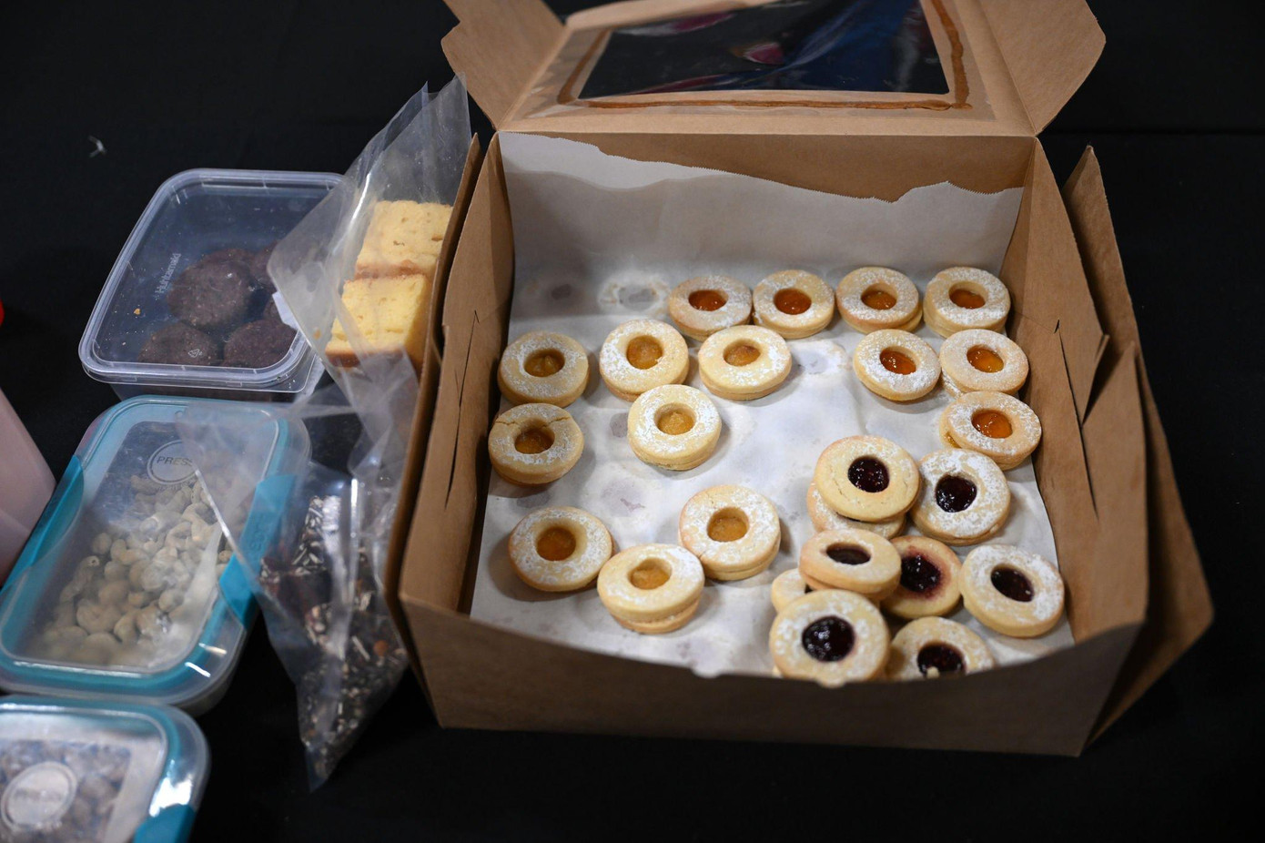 ‘Đè bẹp’ Thụy Sỹ 5-1, Tây Ban Nha lần đầu vào tứ kết World Cup ảnh 2 ‘Đè bẹp’ Thụy Sỹ 5-1, Tây Ban Nha lần đầu vào tứ kết World Cup ảnh 2