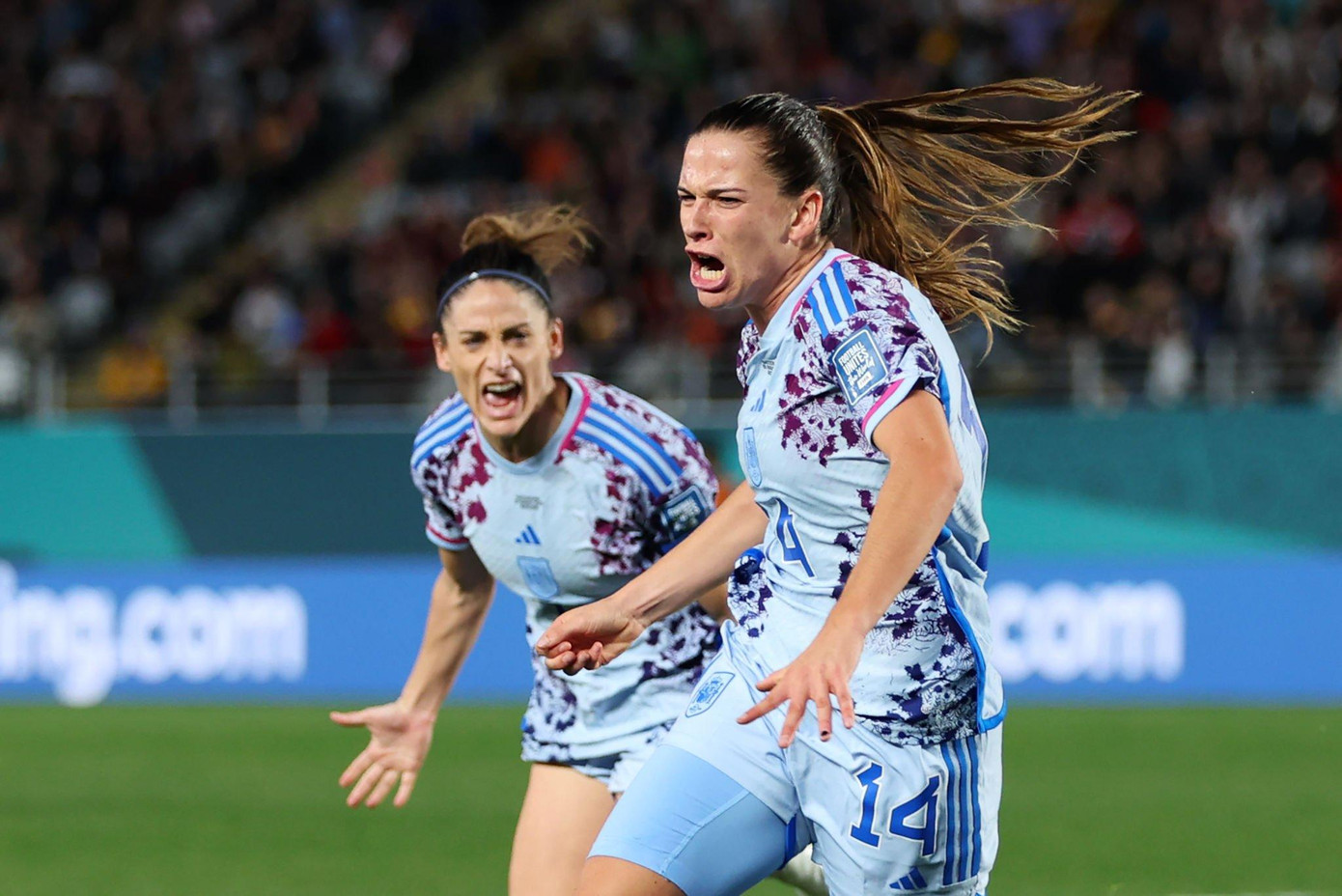 ‘Đè bẹp’ Thụy Sỹ 5-1, Tây Ban Nha lần đầu vào tứ kết World Cup ảnh 27 ‘Đè bẹp’ Thụy Sỹ 5-1, Tây Ban Nha lần đầu vào tứ kết World Cup ảnh 27