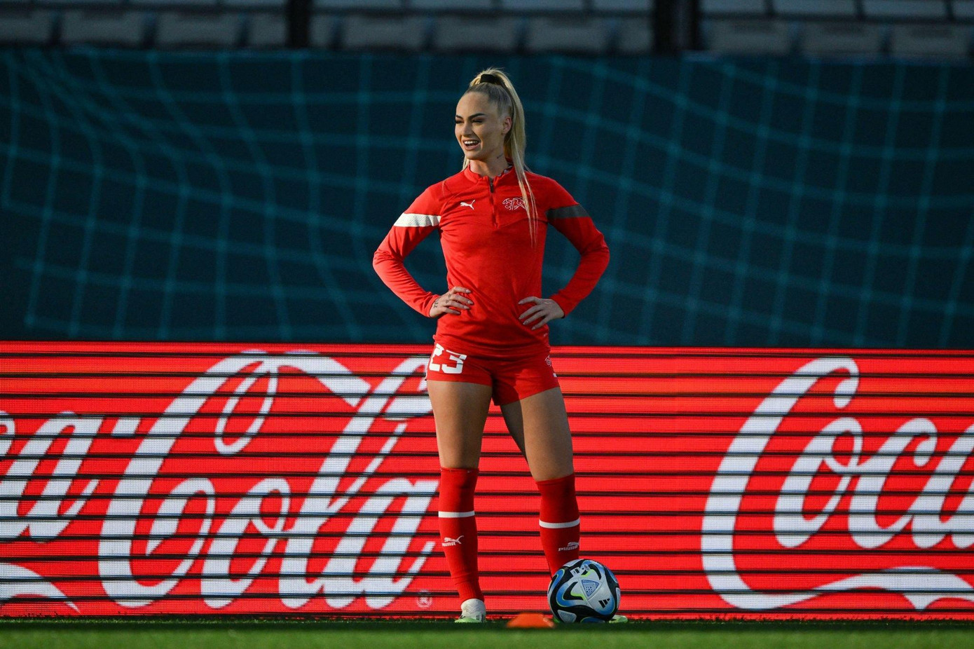 ‘Đè bẹp’ Thụy Sỹ 5-1, Tây Ban Nha lần đầu vào tứ kết World Cup ảnh 4 ‘Đè bẹp’ Thụy Sỹ 5-1, Tây Ban Nha lần đầu vào tứ kết World Cup ảnh 4