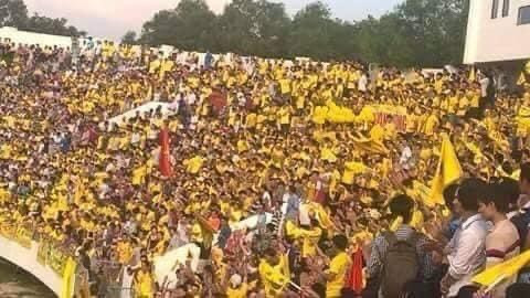 Những hình ảnh ấn tượng được tạo ra bởi các CĐV Thanh Hóa.