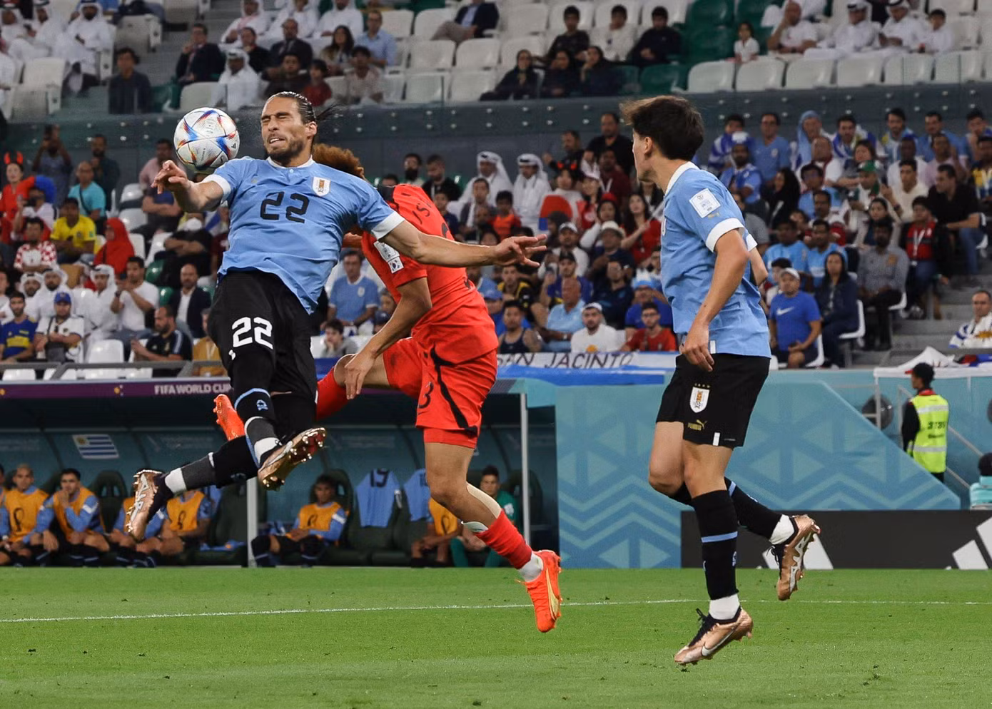 World Cup 2022: Uruguay tiếc nuối sau trận đấu không bàn thắng với Hàn Quốc ảnh 23