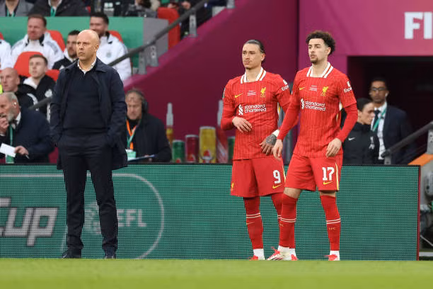 Hạ đẹp Liverpool, Newcastle vô địch League Cup, chấm dứt 70 năm không danh hiệu ảnh 23 Hạ đẹp Liverpool, Newcastle vô địch League Cup, chấm dứt 70 năm không danh hiệu ảnh 23