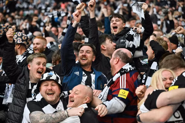 Hạ đẹp Liverpool, Newcastle vô địch League Cup, chấm dứt 70 năm không danh hiệu ảnh 31 Hạ đẹp Liverpool, Newcastle vô địch League Cup, chấm dứt 70 năm không danh hiệu ảnh 31