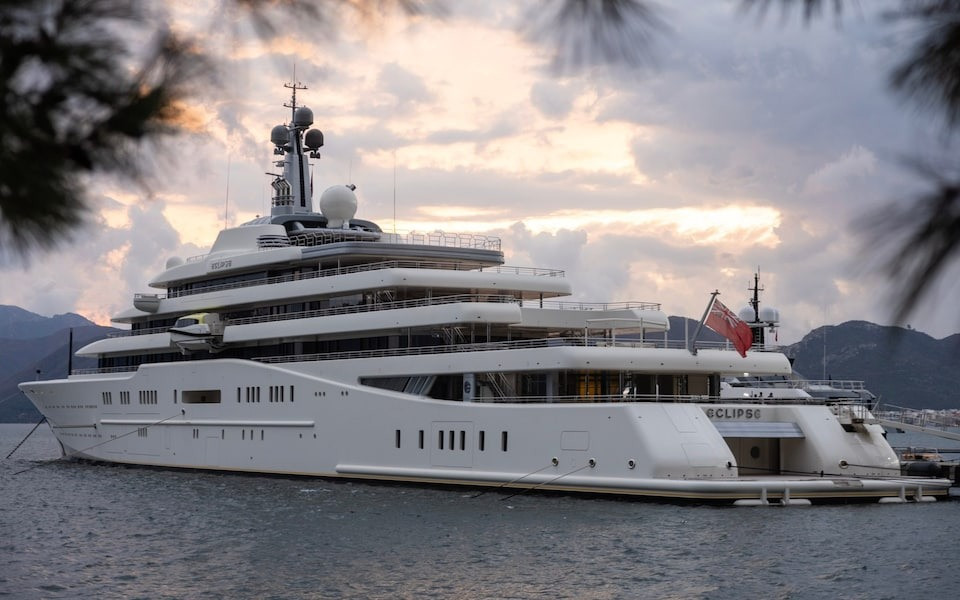 Du thuyền Eclipse neo đậu ở Marmaris, bờ biển phía tây nam Thổ Nhĩ Kỳ.