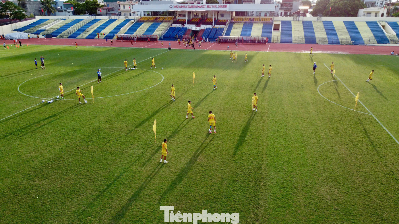 Với tinh thần chiến binh cùng lối chơi rực lửa, Đông Á Thanh Hóa chắc chắn sẽ cùng Thép Xanh Nam Định tạo nên một trận đấu đỉnh cao và đặc biệt hấp dẫn trên sân Thiên Trường vào ngày 31/8 tới.