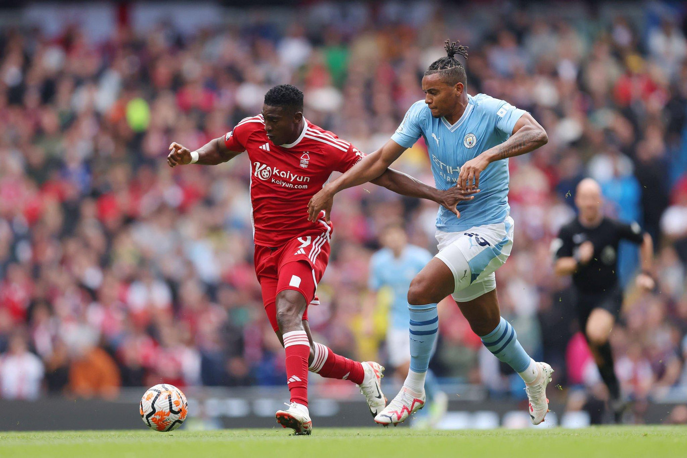 Man City hạ Nottingham Forest 2-0, vững vàng ngôi đầu bảng ảnh 14 Man City hạ Nottingham Forest 2-0, vững vàng ngôi đầu bảng ảnh 14