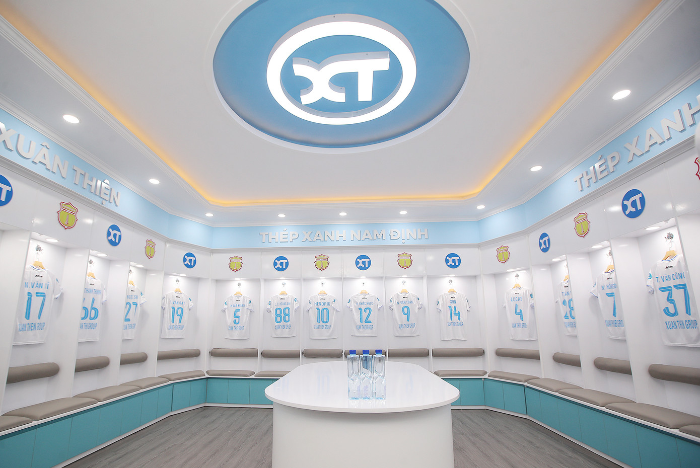 Thắng nghẹt thở Bình Dương trên chấm 11m, Nam Định giành vé vào bán kết Cúp Quốc gia 2023/24 ảnh 1