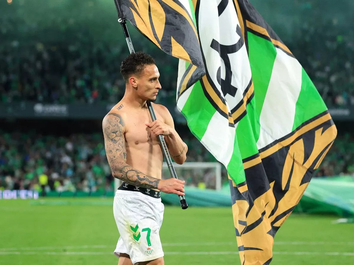 Antony tới và xoay chuyển mùa giải của Real Betis.