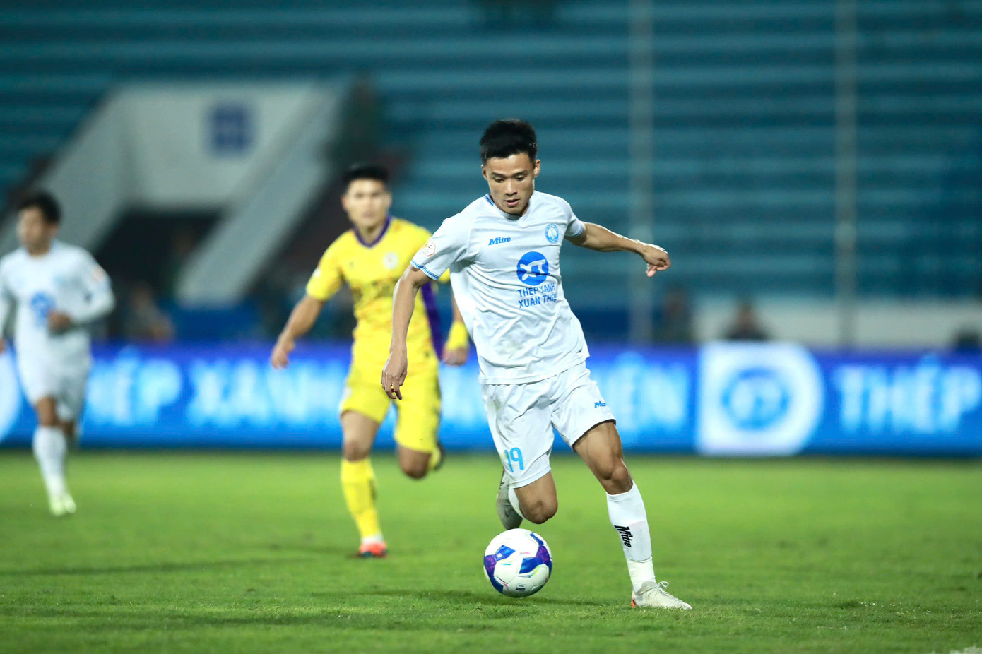 Hà Nội thay tướng vẫn trắng tay trên sân Thiên Trường ảnh 6 Hà Nội thay tướng vẫn trắng tay trên sân Thiên Trường ảnh 6