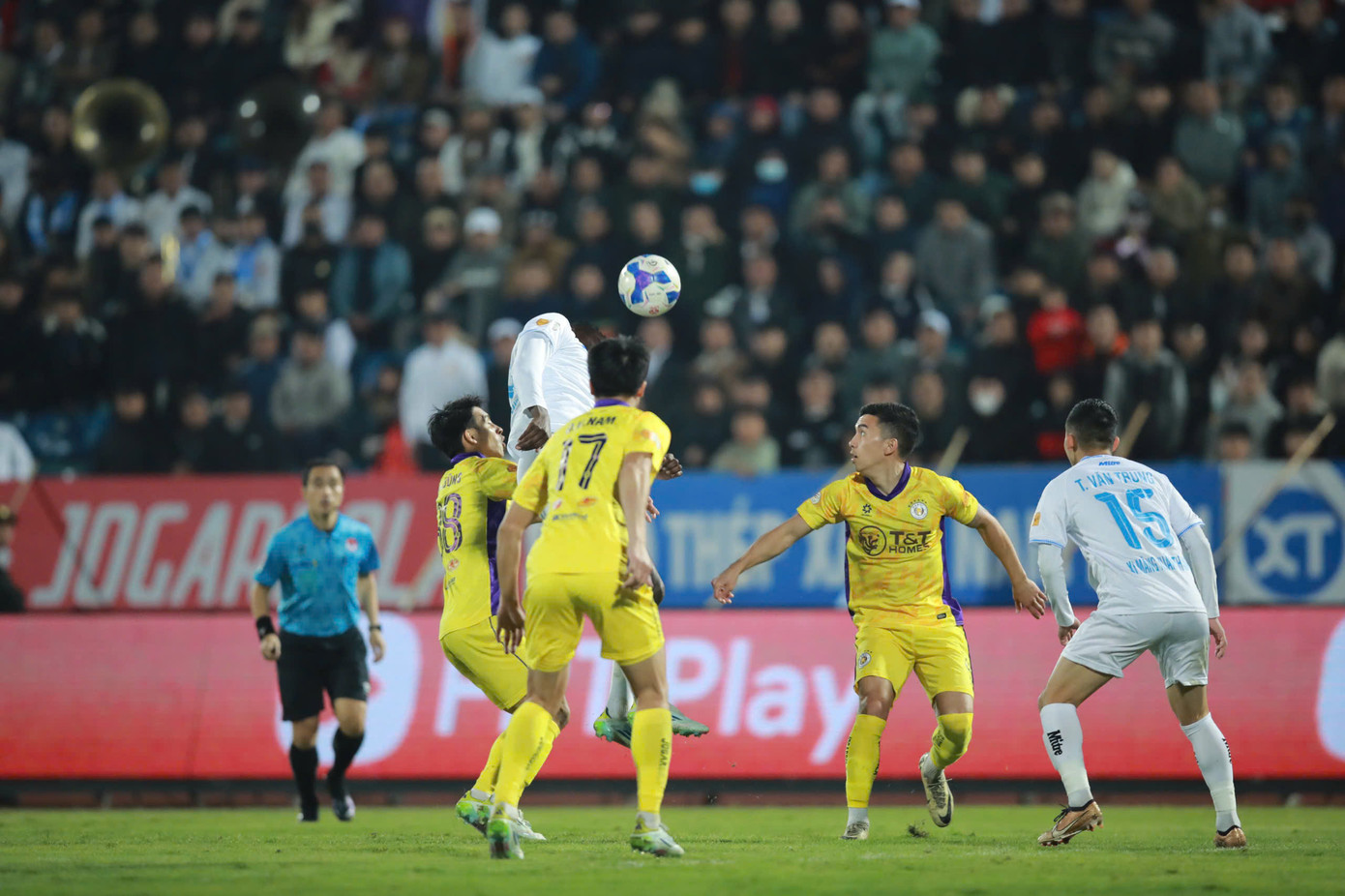 Hà Nội thay tướng vẫn trắng tay trên sân Thiên Trường ảnh 20 Hà Nội thay tướng vẫn trắng tay trên sân Thiên Trường ảnh 20