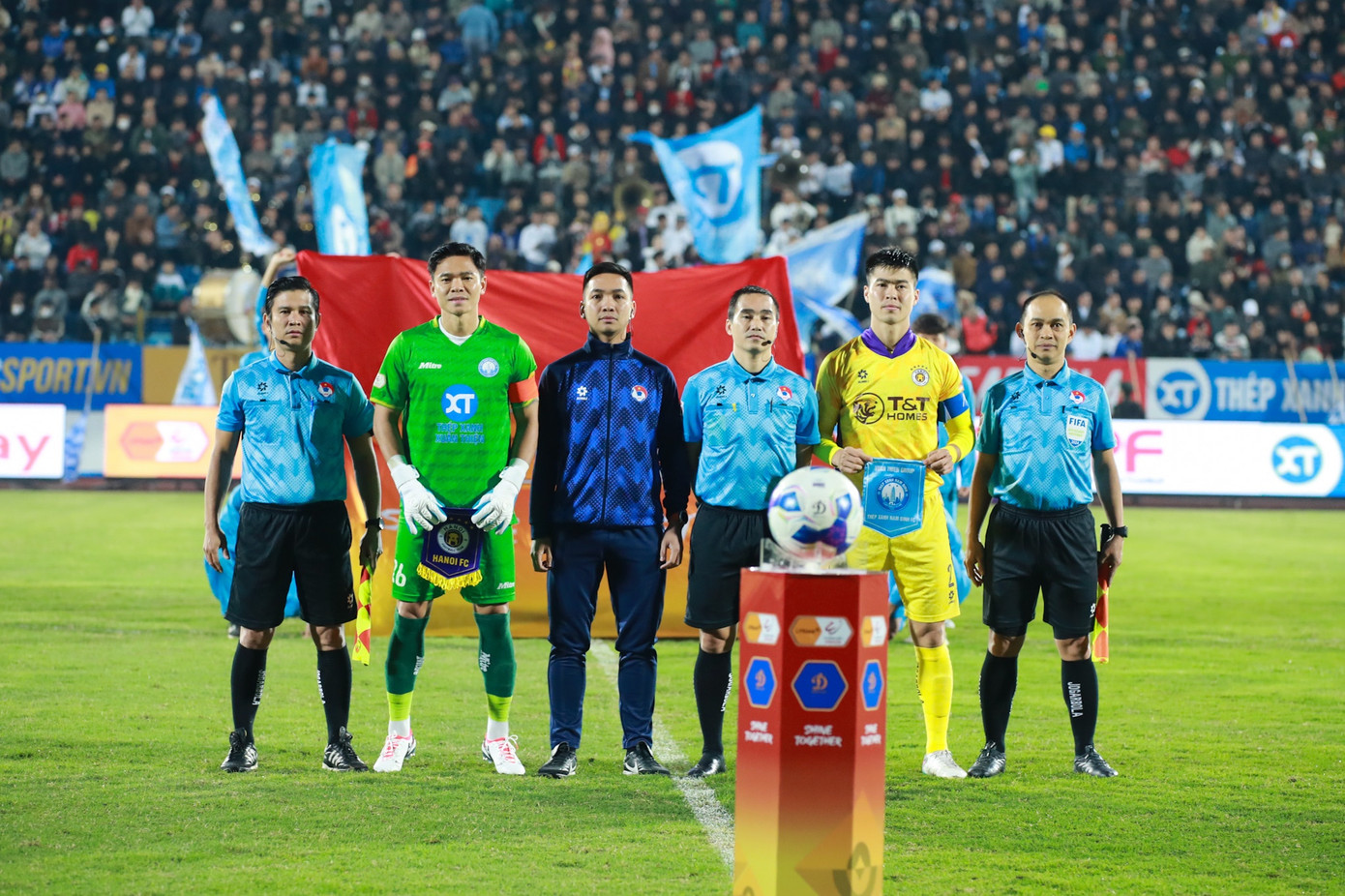 Hà Nội thay tướng vẫn trắng tay trên sân Thiên Trường ảnh 4 Hà Nội thay tướng vẫn trắng tay trên sân Thiên Trường ảnh 4