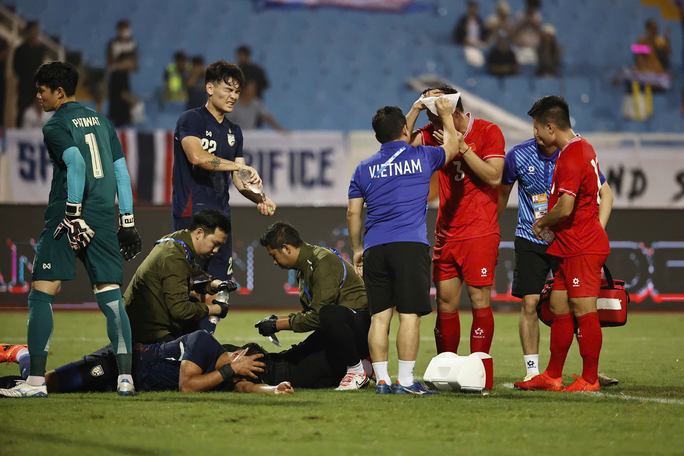 Việt Nam thua ngược Thái Lan ngay tại Mỹ Đình ảnh 57