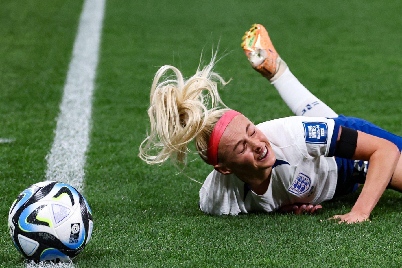  Đánh bại Đan Mạch, Anh rộng cửa vào vòng 1/8 ảnh 29