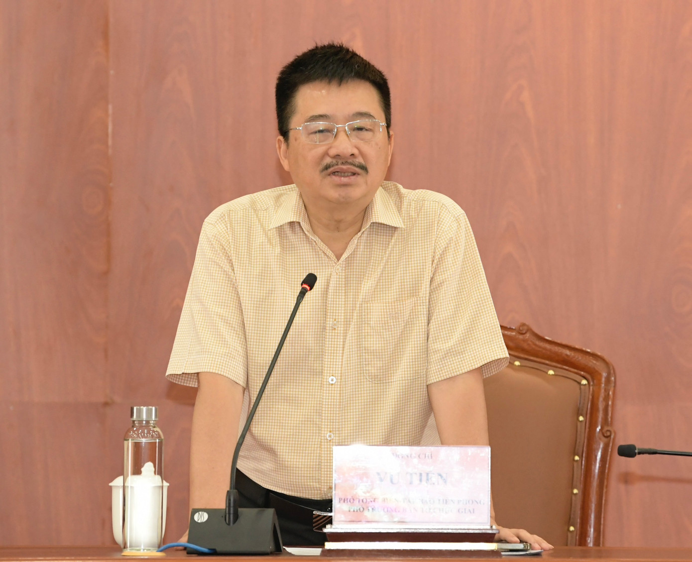 Nhà báo Vũ Tiến - Phó Tổng biên tập báo Tiền Phong, Phó trưởng Ban tổ chức, hy vọng Tiền Phong Marathon 2024 sẽ tạo động lực để Phú Yên phát huy các tiềm năng hiện có. Nhà báo Vũ Tiến - Phó Tổng biên tập báo Tiền Phong, Phó trưởng Ban tổ chức, hy vọng Tiền Phong Marathon 2024 sẽ tạo động lực để Phú Yên phát huy các tiềm năng hiện có.