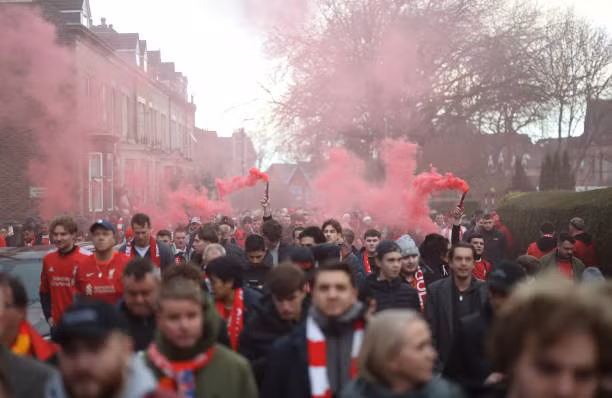 Thắng 2-0, Liverpool bứt phá, đẩy Man City vào sâu khủng hoảng ảnh 4