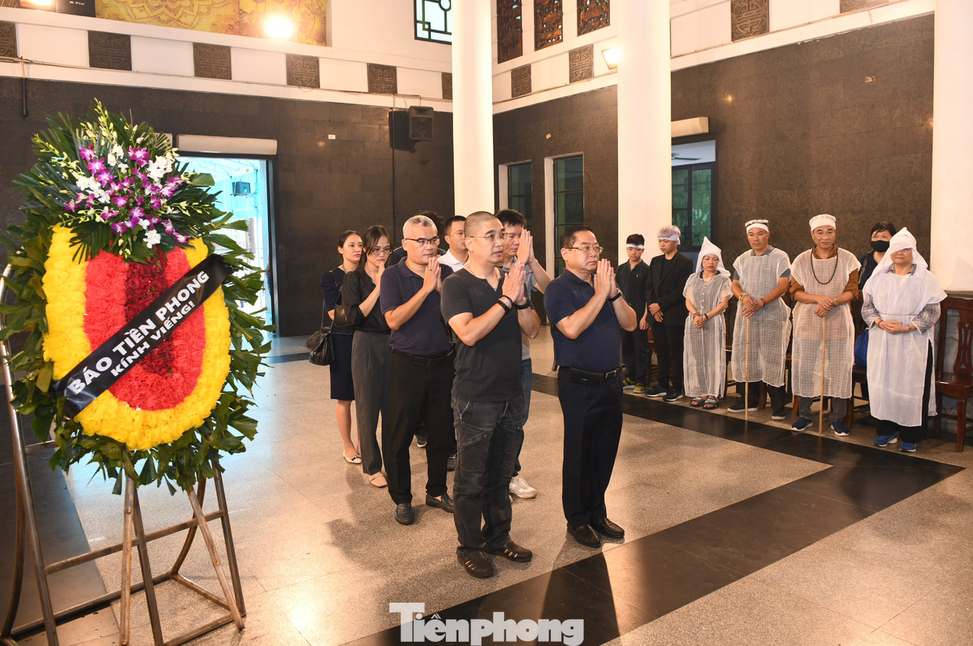 Với Giải Vô địch Quốc gia Marathon và cự ly dài báo Tiền Phong (Tiền Phong Marathon), cụ Bùi Lương là một biểu tượng khi tham gia từ năm đầu tiên (1958 tại công viên Bách Thảo) và tiếp tục đồng hành tới năm 2024 vừa qua tại Phú Yên. Với Giải Vô địch Quốc gia Marathon và cự ly dài báo Tiền Phong (Tiền Phong Marathon), cụ Bùi Lương là một biểu tượng khi tham gia từ năm đầu tiên (1958 tại công viên Bách Thảo) và tiếp tục đồng hành tới năm 2024 vừa qua tại Phú Yên.