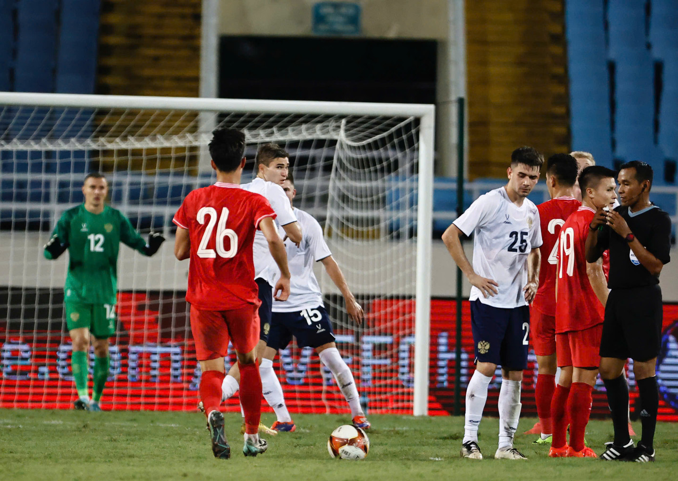 Nga thắng dễ đội tuyển Việt Nam tại Mỹ Đình ảnh 49