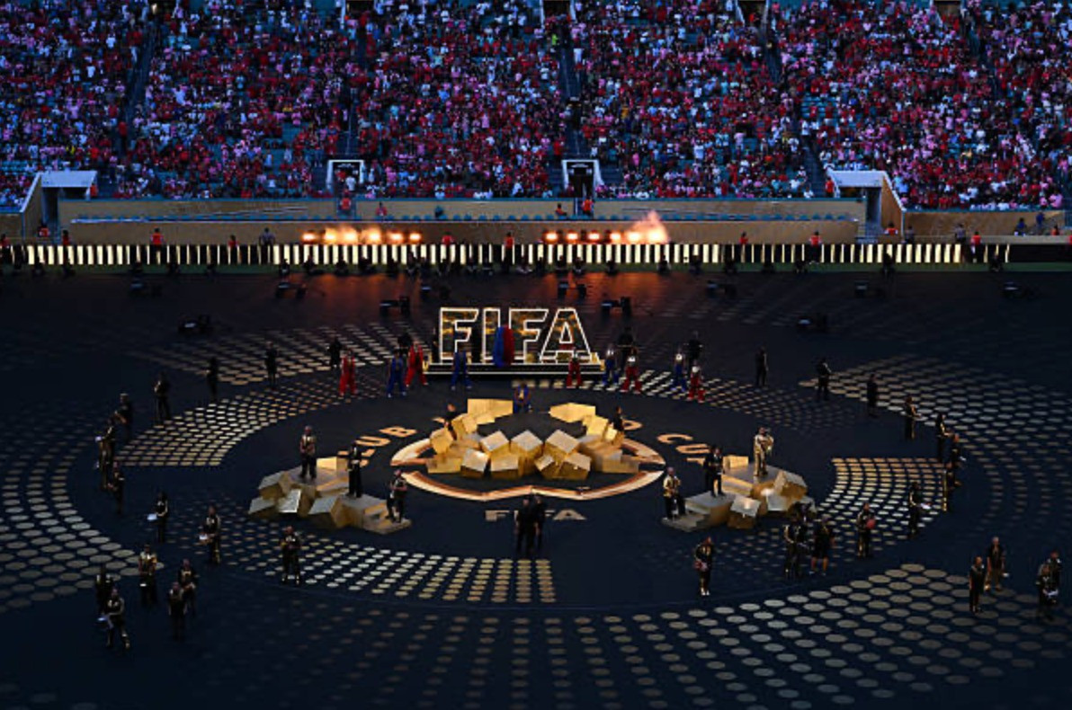 Bóng đá trở thành một trải nghiệm đáng nhớ khi diễn ra ở các sân vận động của Mỹ. Bóng đá trở thành một trải nghiệm đáng nhớ khi diễn ra ở các sân vận động của Mỹ.