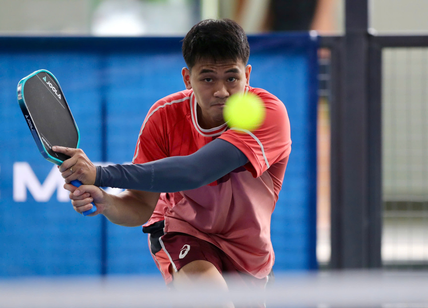 Với gần 1.000 lượt vận động viên đăng ký tham dự, Giải Pickleball Việt Nam 2025 đã quy tụ các tay vợt pickleball hàng đầu, tạo nên những màn trình diễn đỉnh cao.