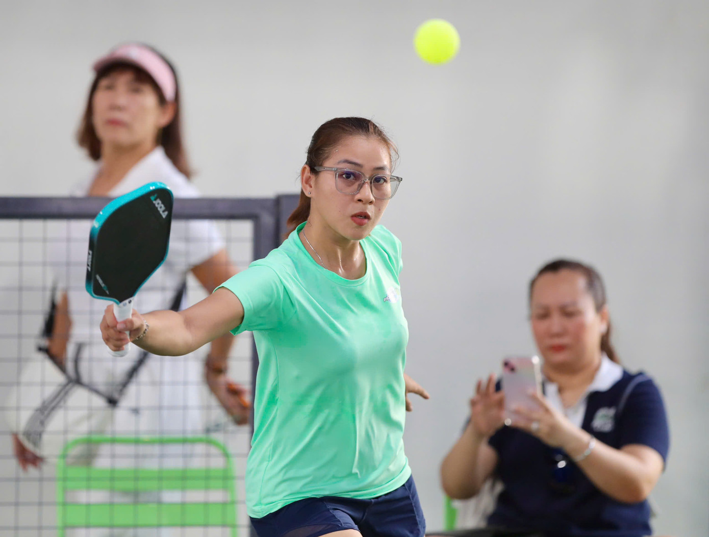 Giải Vô địch Pickleball Việt Nam 2025 sẽ thi đấu trong ba ngày, từ 4 đến 6/7 tại cụm sân Pickleball D-JOY (TPHCM) - một trong những địa điểm đạt chuẩn thi đấu cao cấp hàng đầu tại khu vực phía Nam. Những điều tuyệt vời nhất đang đợi các vận động viên cũng như người hâm mộ.