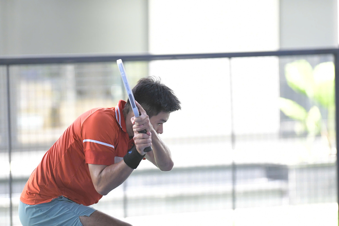 Pickleball đòi hỏi vận động viên phải vận động toàn thân, di chuyển liên tục và linh hoạt. Đặc biệt ở các trận chuyên nghiệp của Giải Pickleball Việt Nam 2025, những tay vợt tham dự đều ở trình độ cao nên tạo ra các diễn biến liên tục.