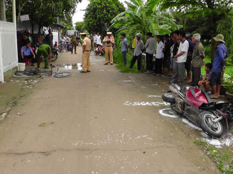BẢN TIN ATGT: Mẹ chồng khóc thảm thương bên thi thể con dâu ảnh 6