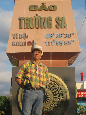 Nhà thơ Nguyễn Trọng Văn