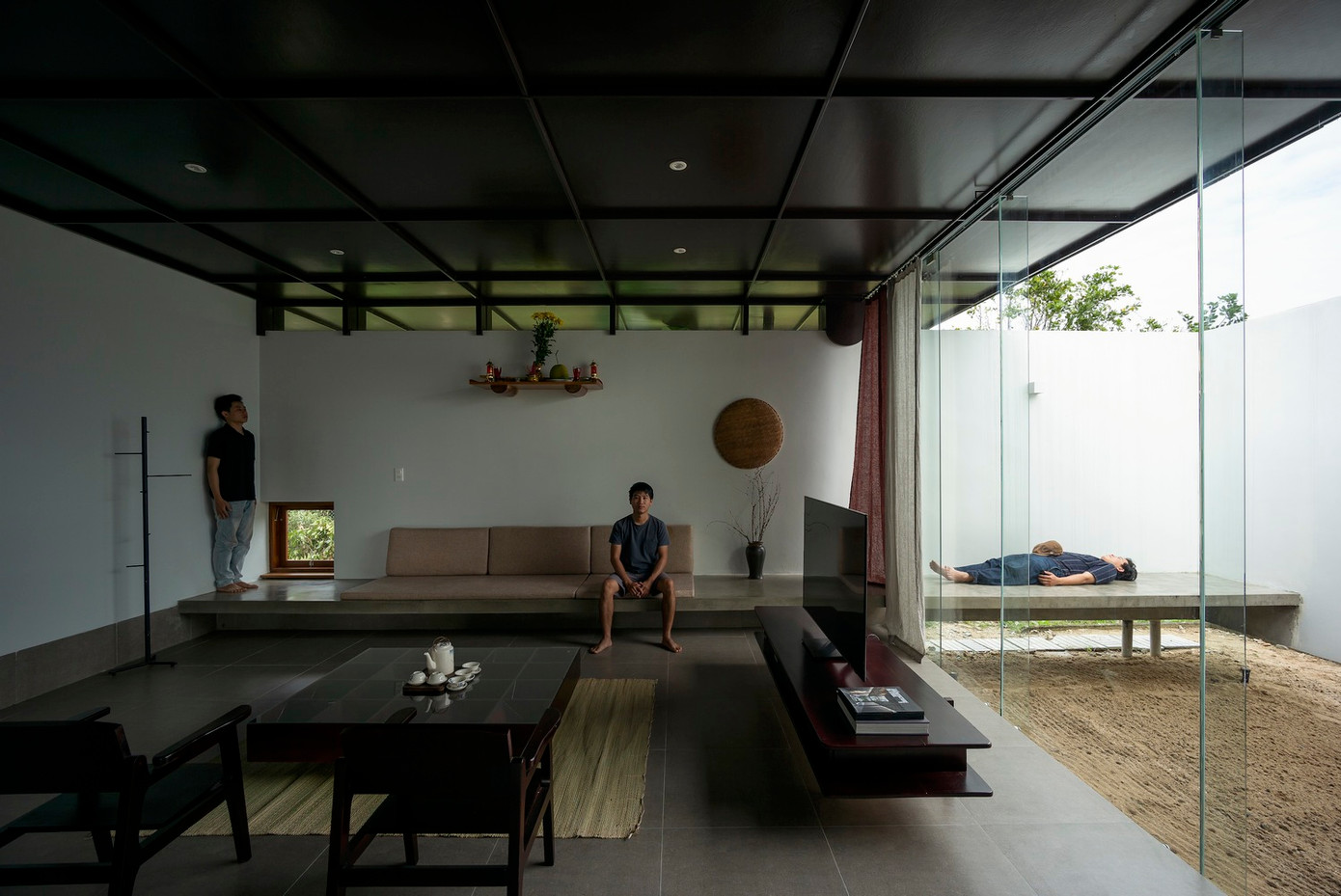 Mọi không gian trong nhà đều có thể trở thành nơi thư giãn cho các thành viên. Mọi không gian trong nhà đều có thể trở thành nơi thư giãn cho các thành viên.