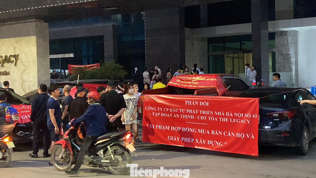 Cư dân tòa nhà đã nhiều lần gửi ý kiến phản ánh đến chủ đầu tư, tuy nhiên đến nay chưa một ý kiến nào được giải quyết thỏa đáng.