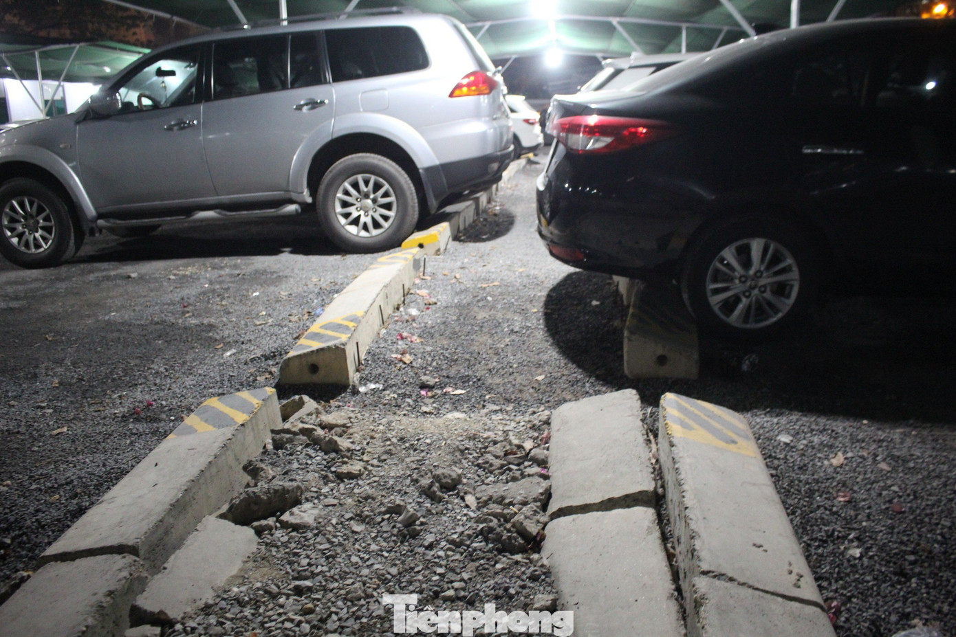 Cận cảnh bãi đỗ xe thông minh của dự án chung cư siêu sang The Legacy.